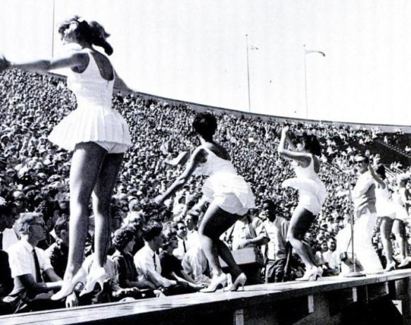 Texas Cal Cheerleaders.1961